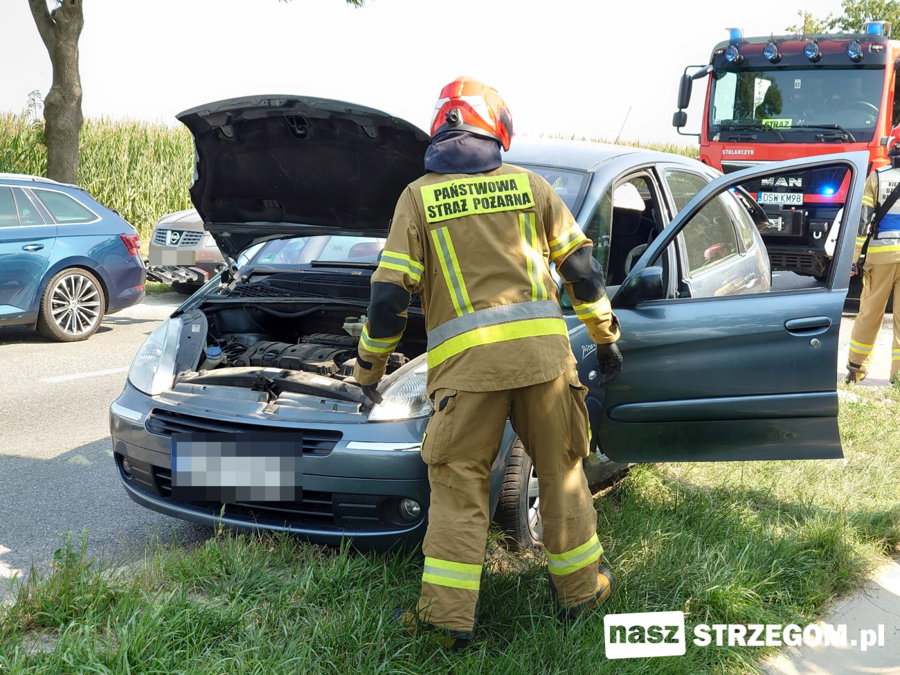 Zderzenie na krajowej „piątce” w Strzegomiu [FOTO] 